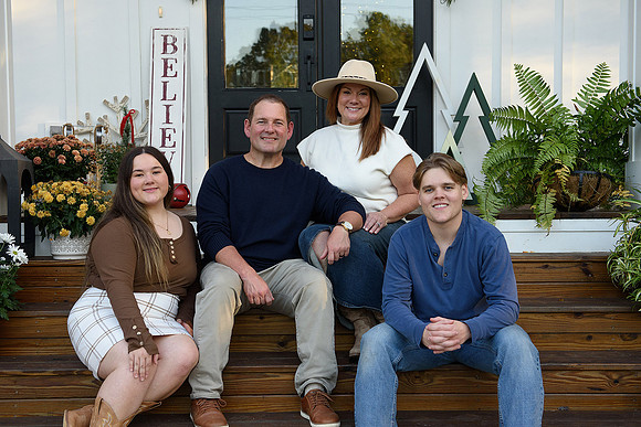 2025_HymelFamily_086