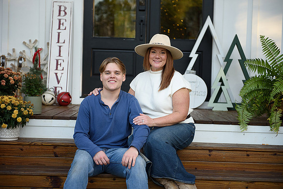 2025_HymelFamily_090
