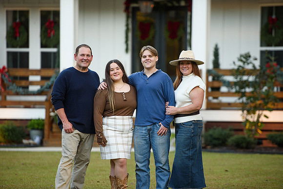 2025_HymelFamily_113