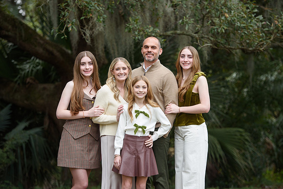 Graves_Christmas2024-12